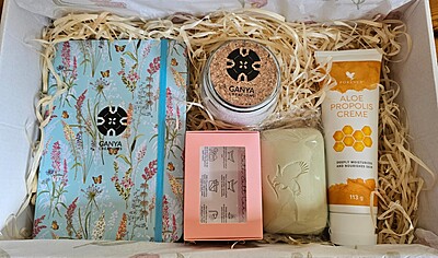 Genesis Box - A Tender Pause for Motherhood