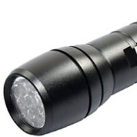 LINTERNA CON LUZ ULTRAVIOLETA DE 9 LEDS 11 X 3 CM