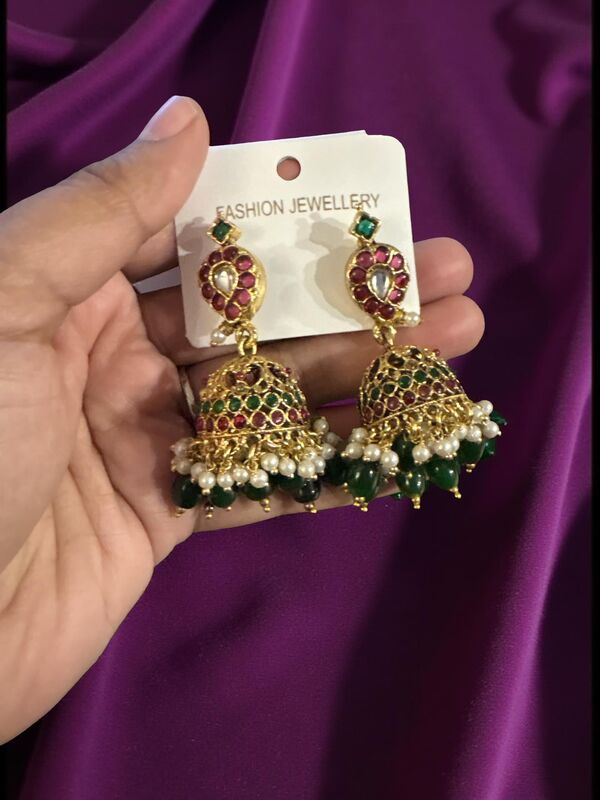 Traditional Jumkha with Kemp stones and Beads detail