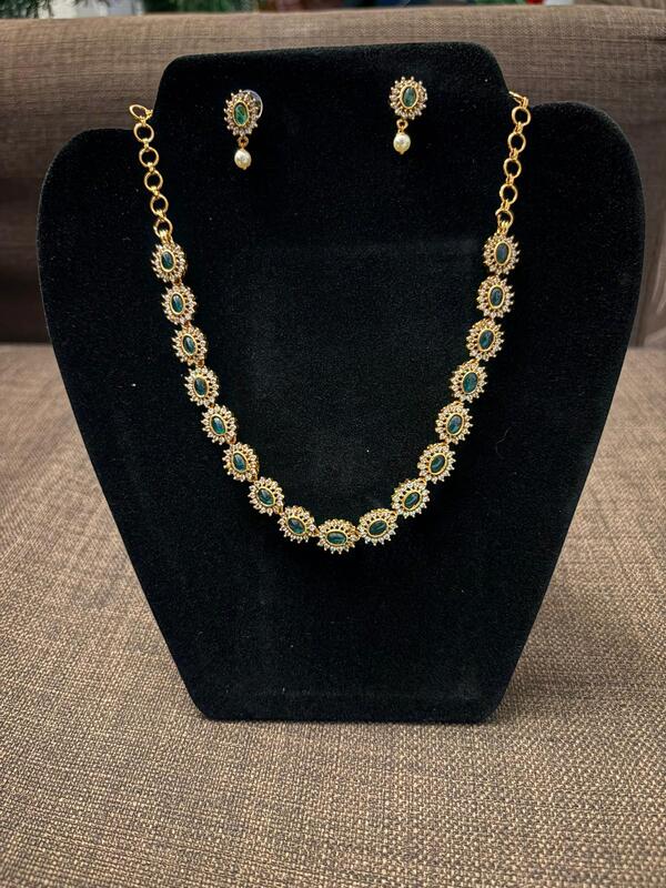 AD stone White-Green Oval design necklace with earrings