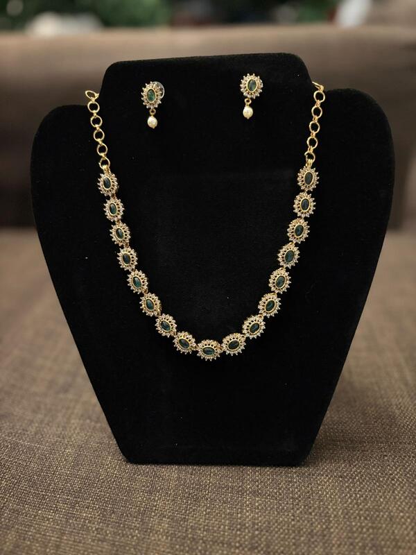 AD stone White-Green Oval design necklace with earrings