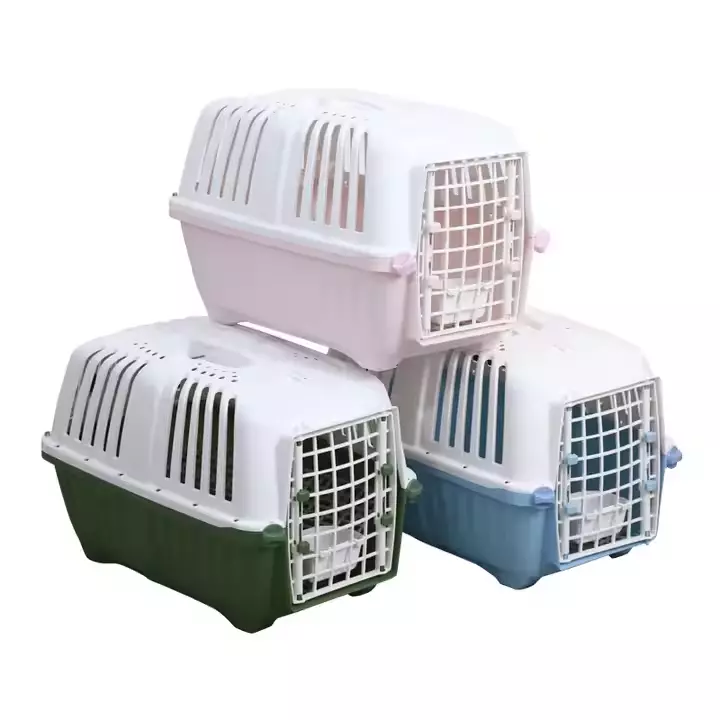 Compact Ventilated Pet Transport Box with Top Handle