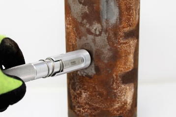 NM01HS5122i_RH(v1) NM01HS5122i_RH(v1)