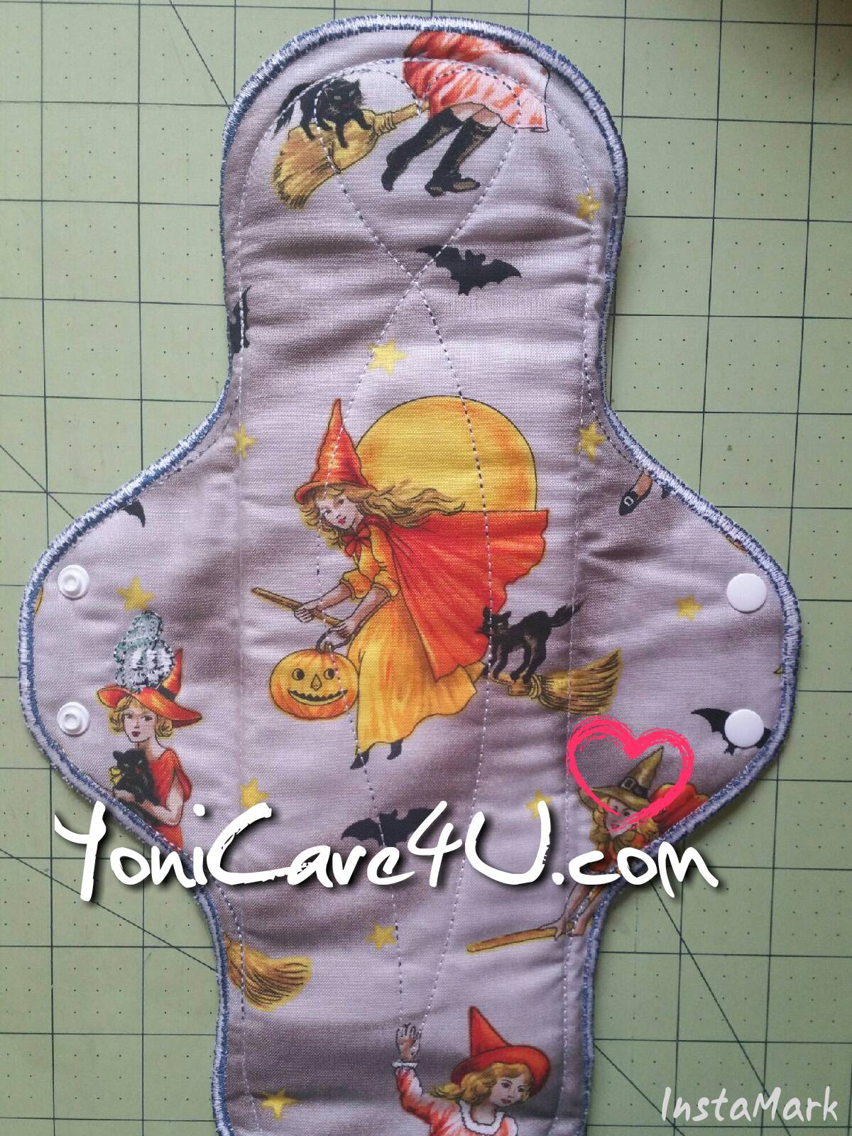 Yoni Care - Halloween Witches