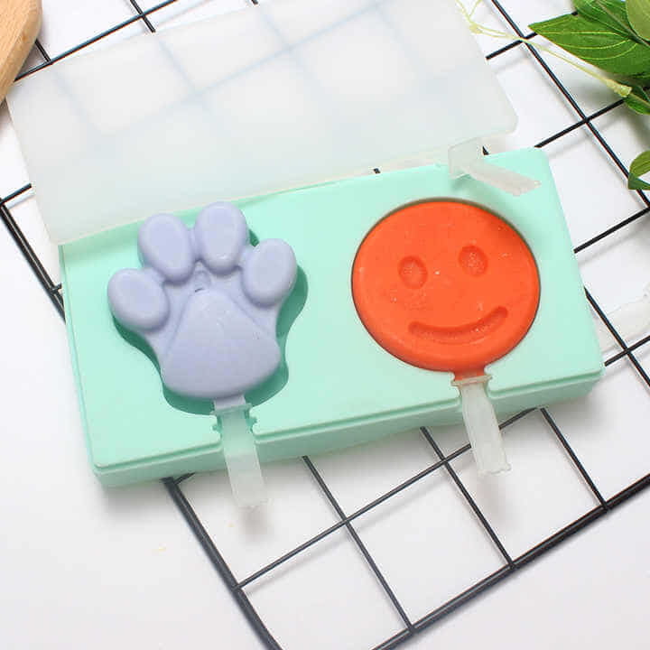 2 HOLES SILICON CARTOON ICE MAKER ICE MOULD