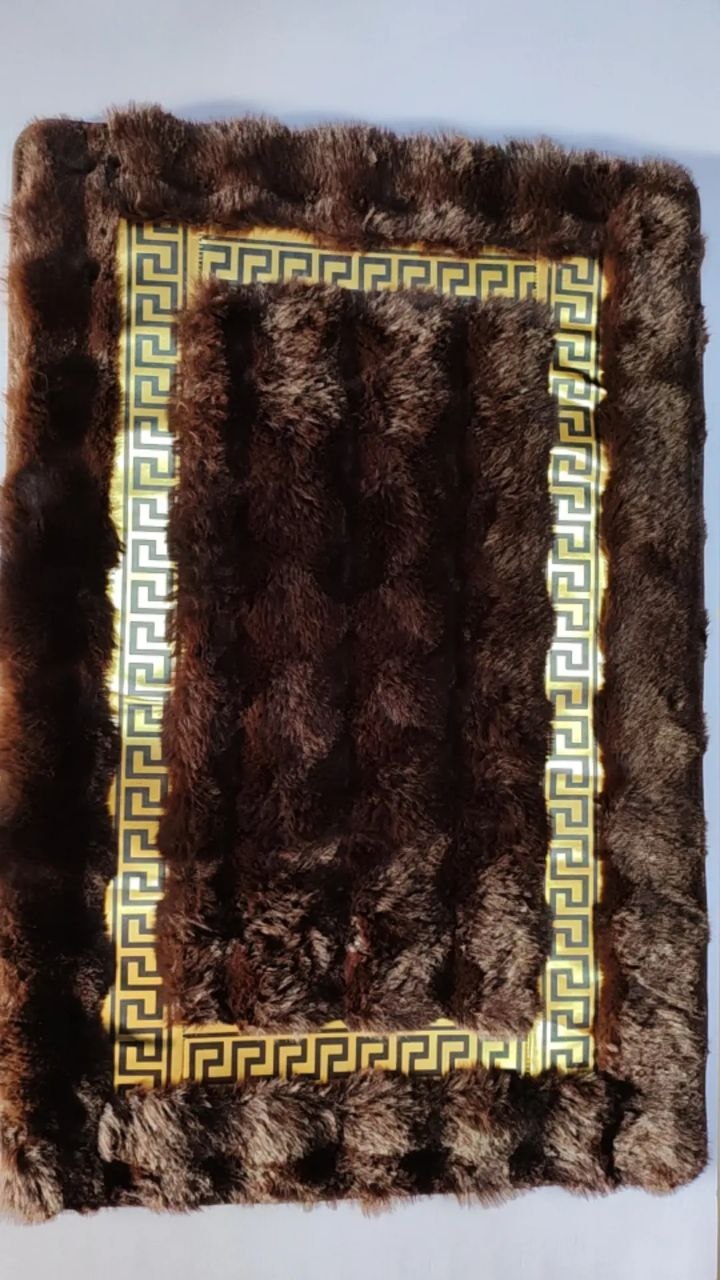 High Quality Luxury Fluffy Foot Mat 60 by 90cm