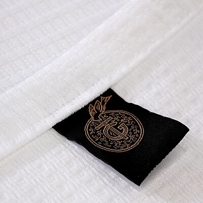 Honeycomb Blanket White