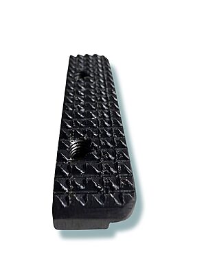 Stanzani jaw insert, 15 x 8 x 54 mm, toothed face Stanzani jaw insert, 15 x 8 x 54 mm, toothed face