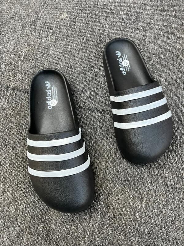 RUBBER ADULT CROCS -BLACK