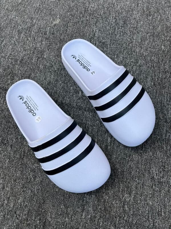 RUBBER ADULT CROCS -WHITE