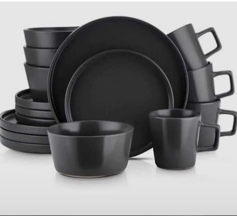 16 PIECES DINNER SET  - BLACK