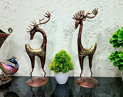 Elegant Handcrafted Deer Figurines – Antique Finish Decor Pair