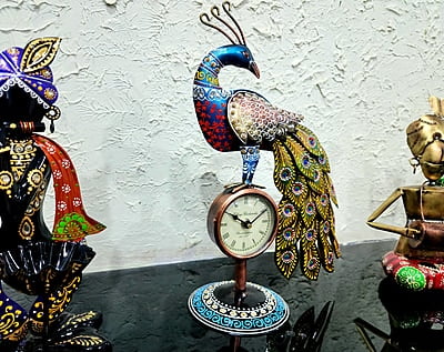 Handcrafted Peacock Table Clock – Vibrant Folk Art Decor