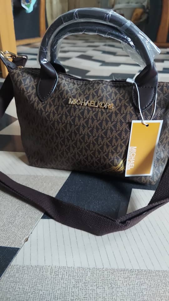 MICHEAL KORS REPLICA PORTABLE BAG  18 BY 32CM - BROWN