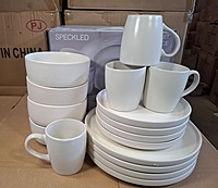 16 - Piece Dinner Set (solid white color)