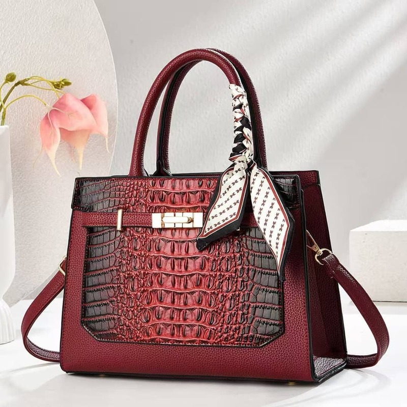 BAG 004 - MEDIUM SIZE