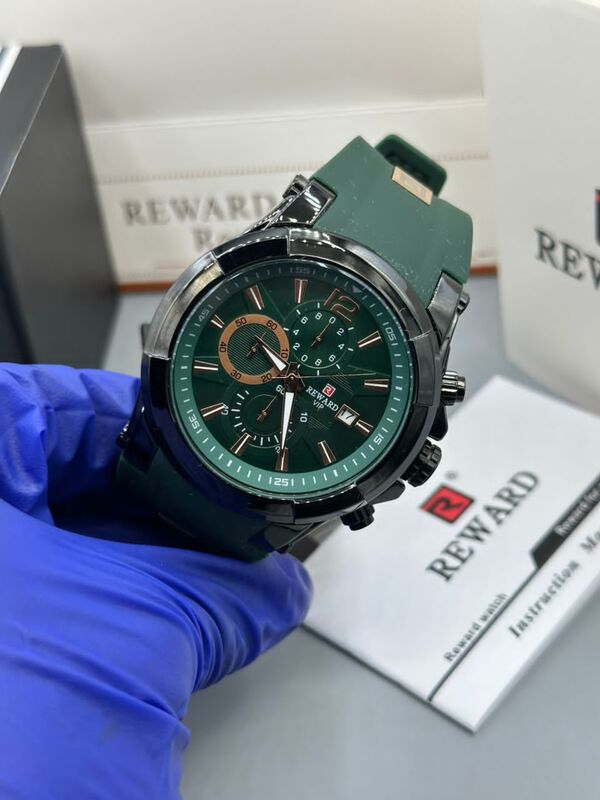REWARD VIP RUBBER STRAP WRIST WATCH