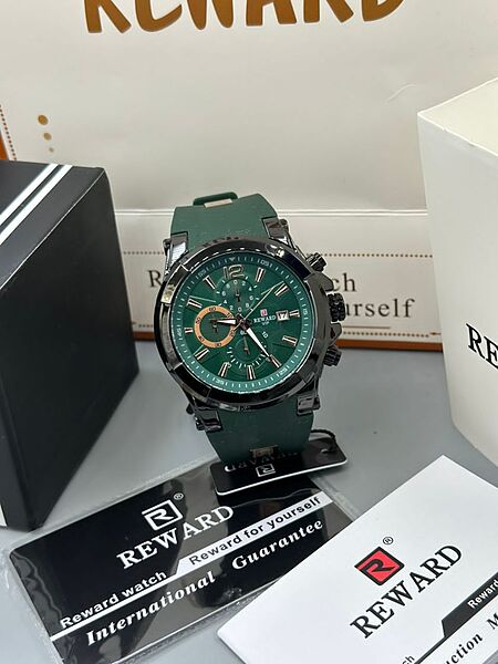 REWARD VIP RUBBER STRAP WRIST WATCH