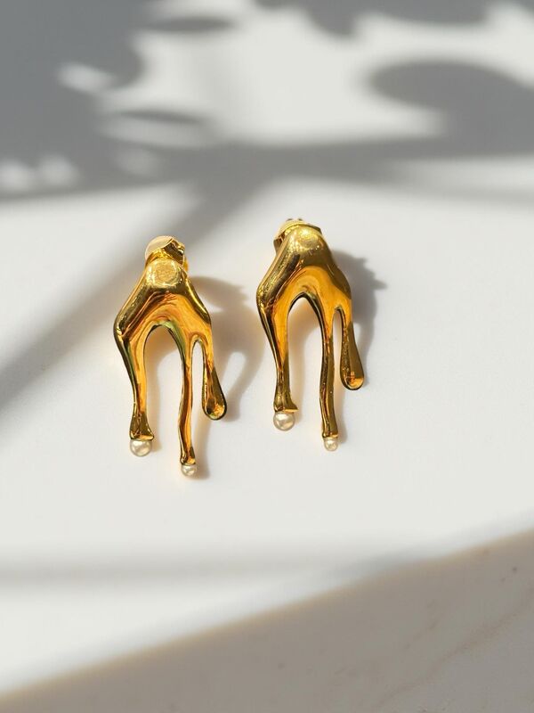 Gold drip earrings