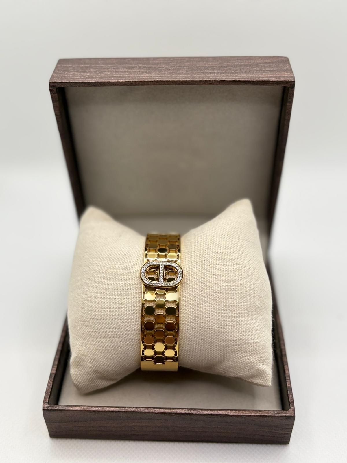 Honeylink Gold Bangle Bracelet