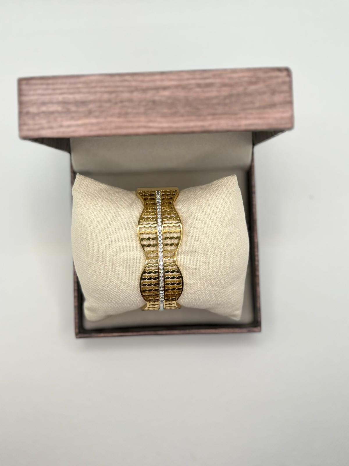 Wavy-Cut Honeycomb Gold Bangle with Crystal Accent