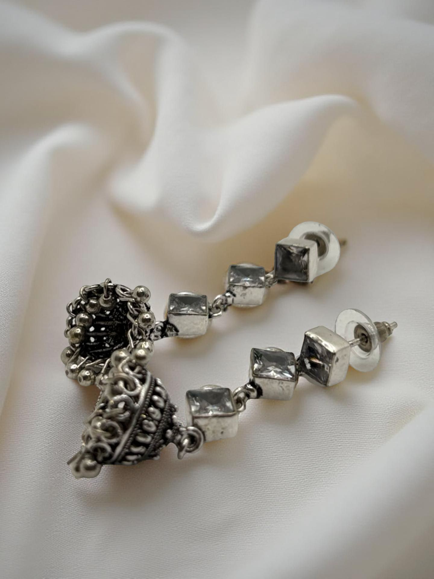 Long 3-layered Crystal Oxidised Jumkha