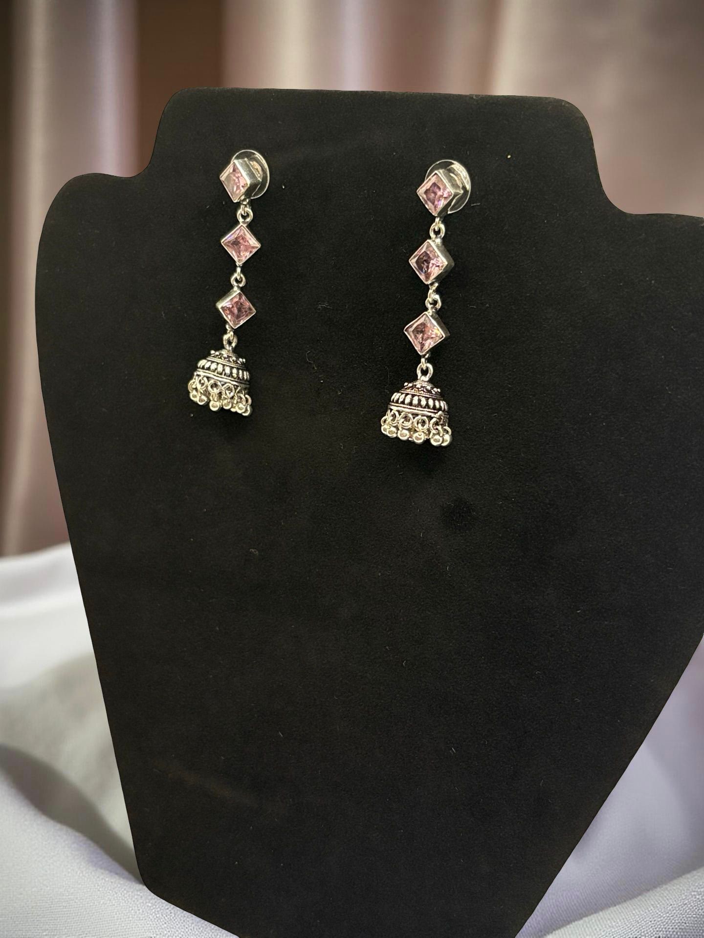 Long 3-layered Crystal Oxidised Jumkha