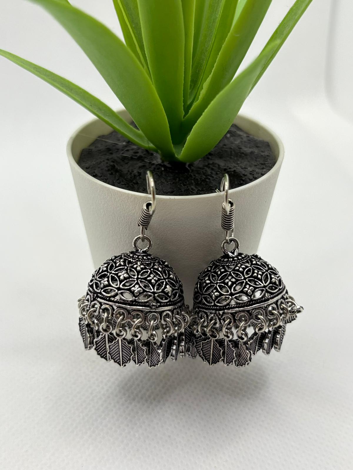 Medium size Oxidised Jumkha drops