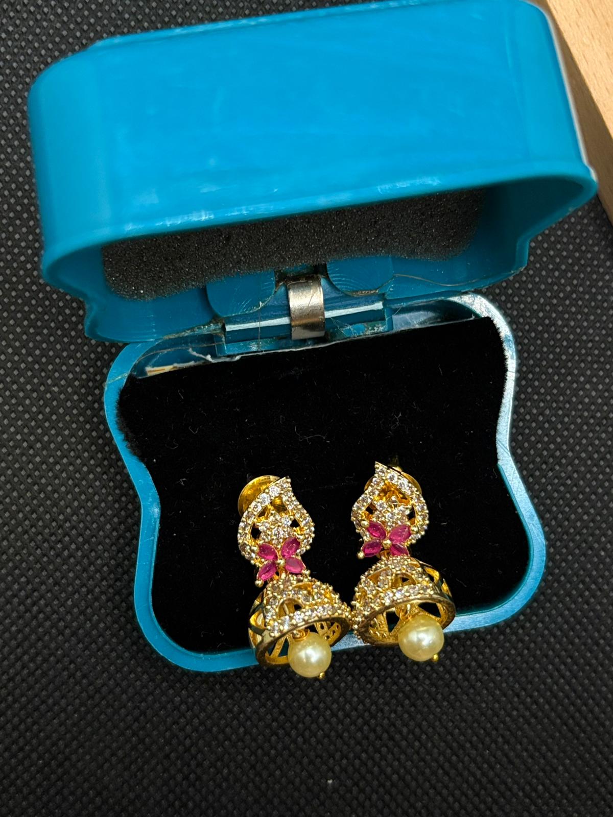 AD stoned Mango pendent Jumkha with Pearl hanging