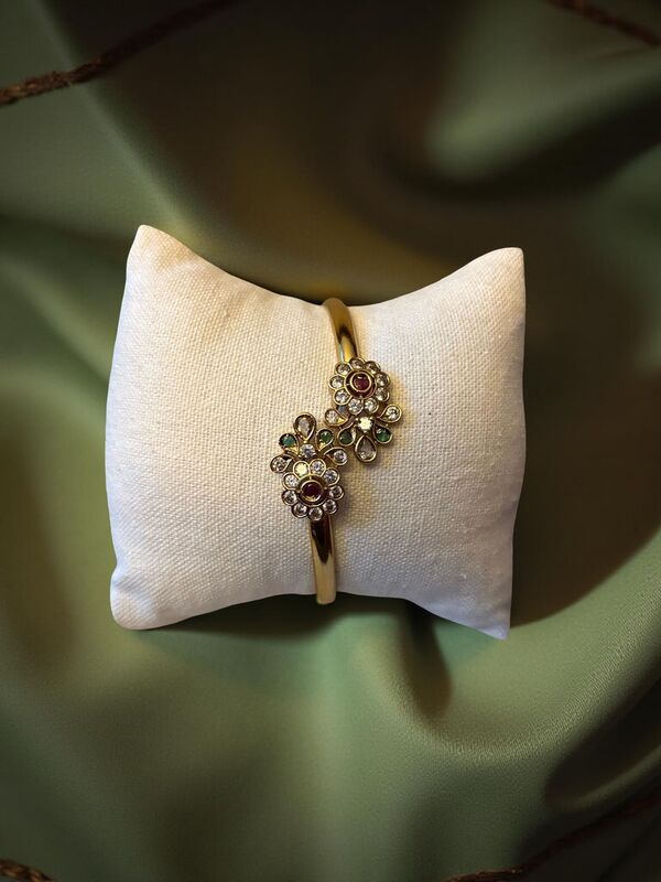 Adjustable Kundan style Kangan