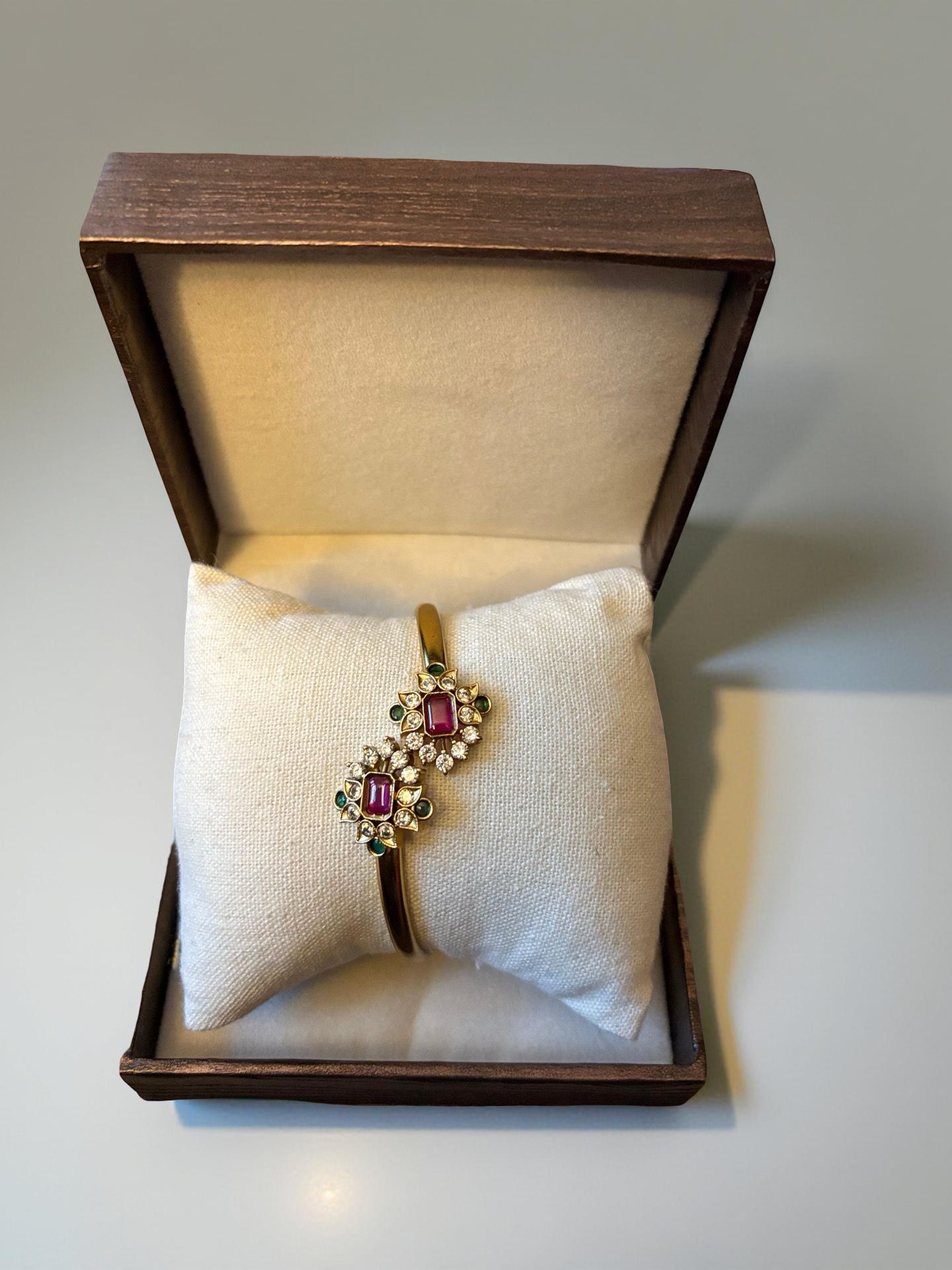 Adjustable Kundan style Kangan