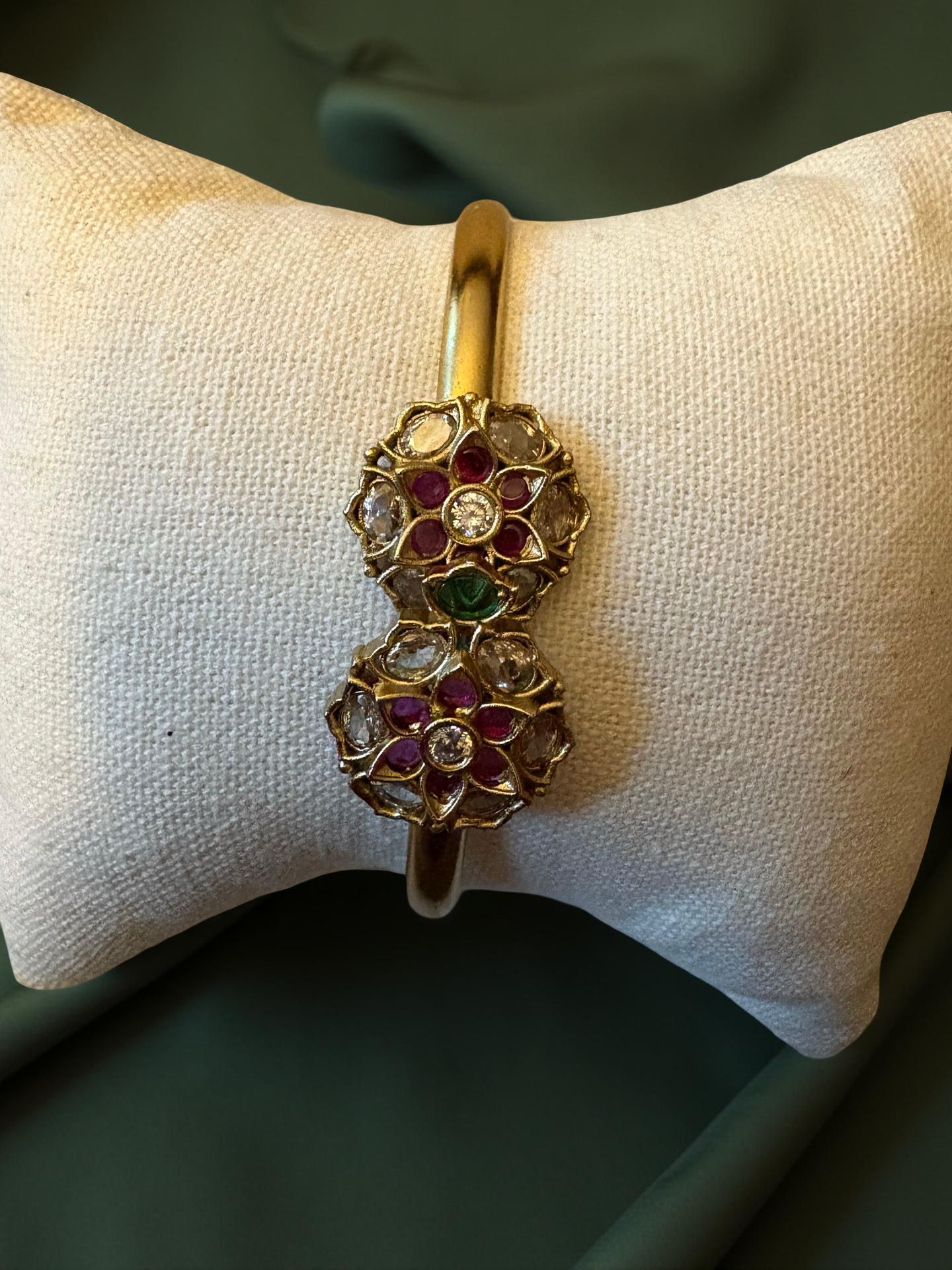 Adjustable Kundan style Kangan