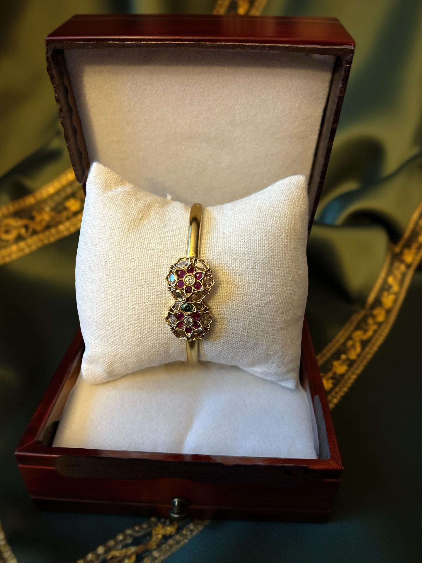 Adjustable Kundan style Kangan