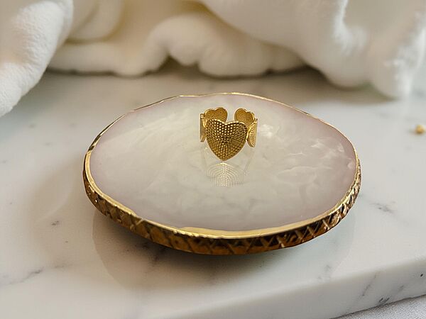 Gold statement Heart Ring