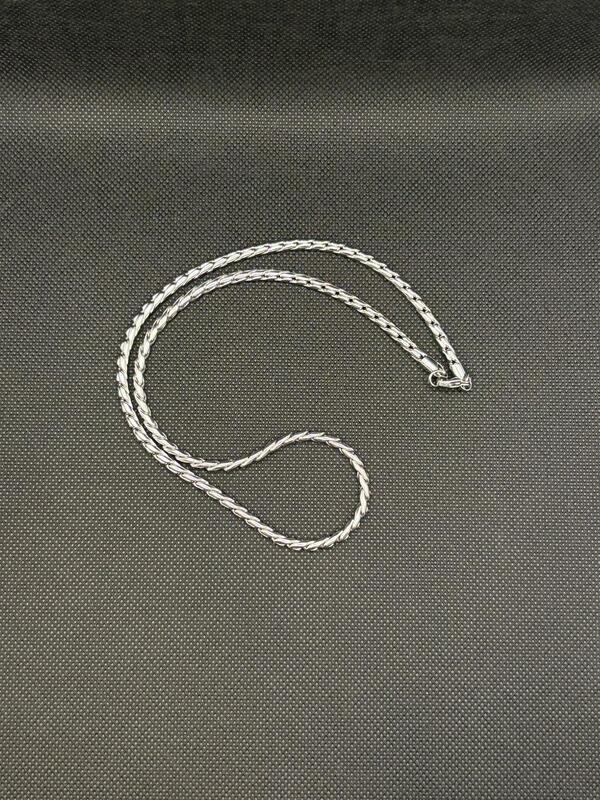 Durable Stainless Steel Woven Link Chain for Men