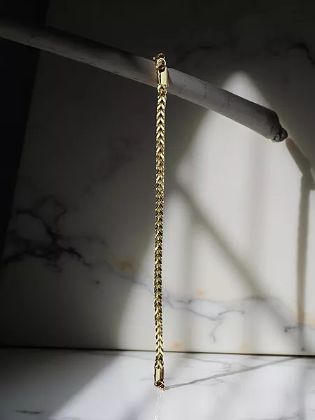 Men's linked Gold Bracelet