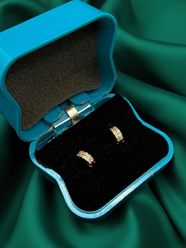 Mini Hoops with White stones