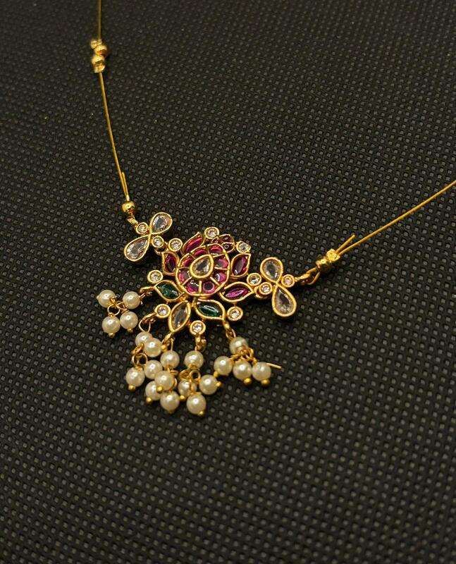 Invisible chain with Kundan Pendent and Earring