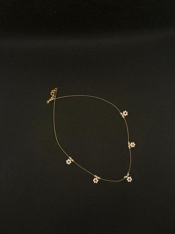 Invisible chain with White Stone Star accents