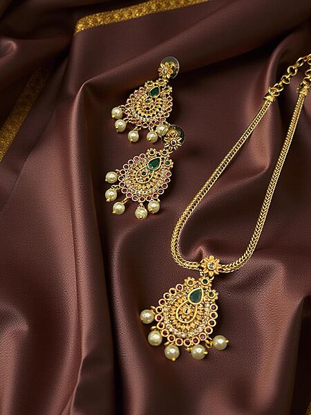 Gold chain with AD stone Pendent and matching Earrings