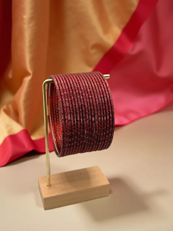 Rain drop Metal Bangles in Red