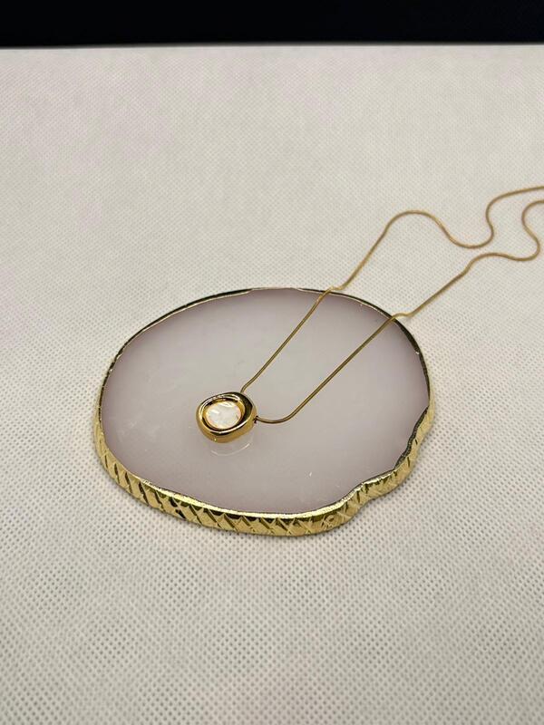 Moonstone Pendant Necklace in Gold