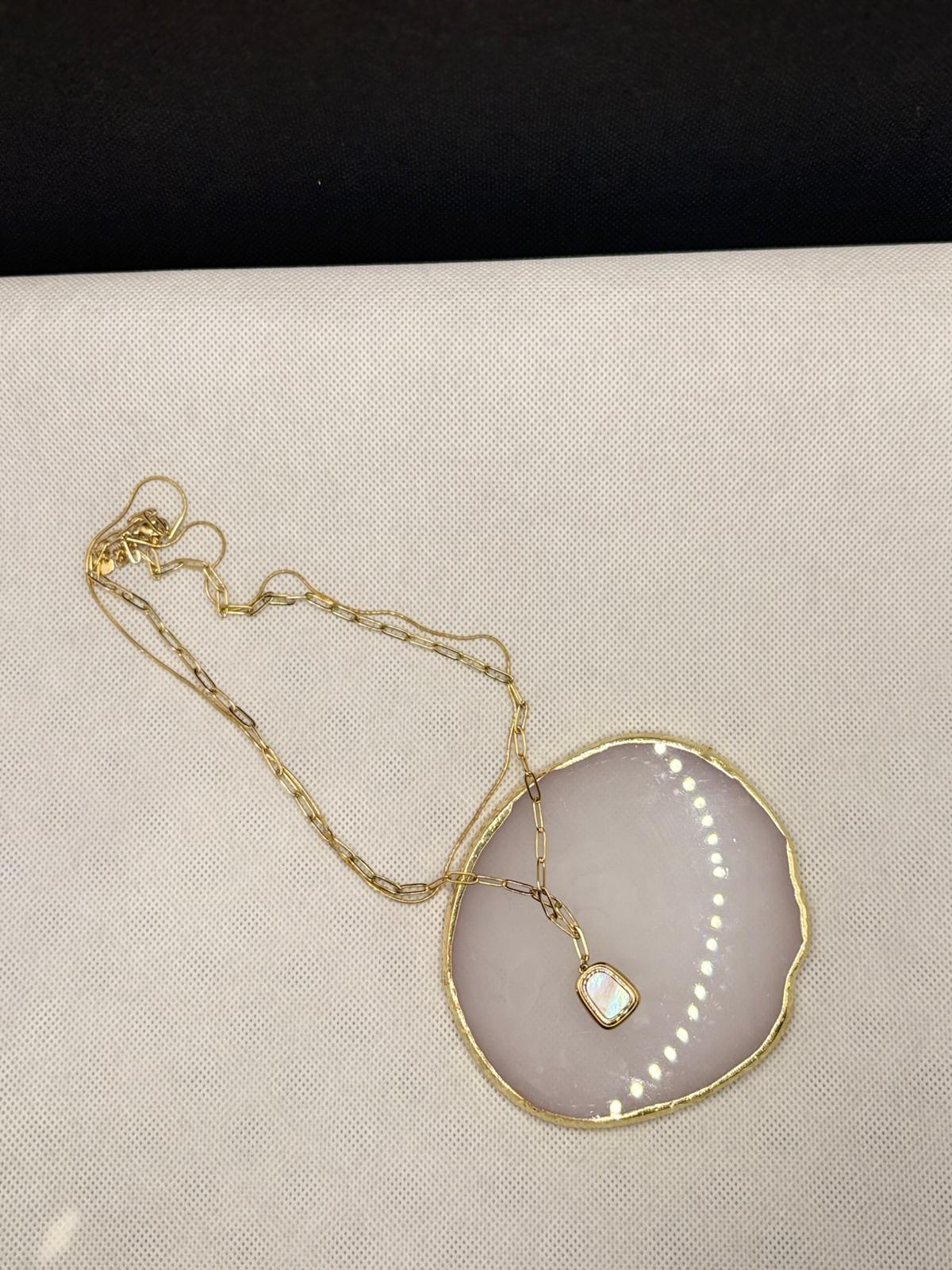 Elegant Double Layered Gold Lariat Necklace