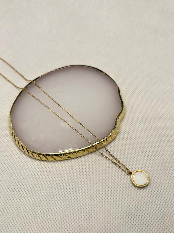 Gold Disc Pendant Necklace