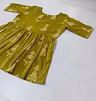 NF: Short Tops Green Doll