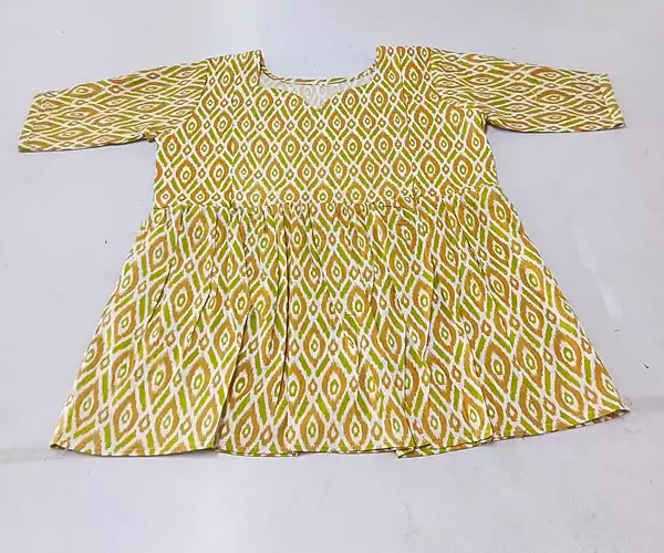 NF: Short Tops Geometric