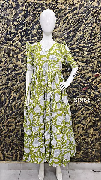 Delta Crepe Fabric: 'Budget Buddy' Green