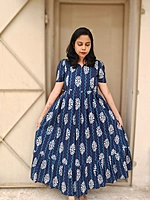 Cotton: Blue Flower & Zig Zag Lines