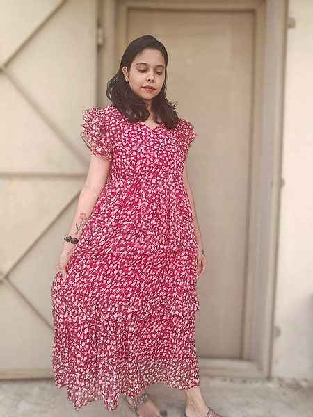 Georgette: Photoshoot Layered Frock Red (Non Feeding)