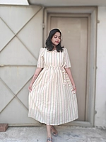 Cotton: Onam Half White Center Zip